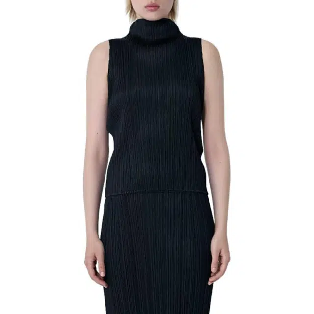 ISSEY MIYAKE