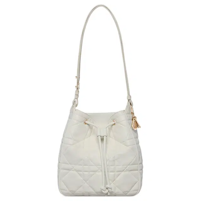 DIOR D-Motion