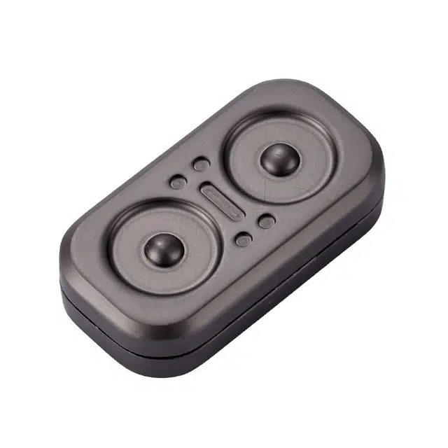 萌吉码 金属啪啪牌币磁性触感解压神器 指尖陀螺