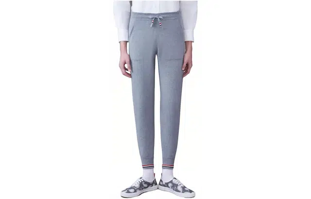 THOM BROWNE