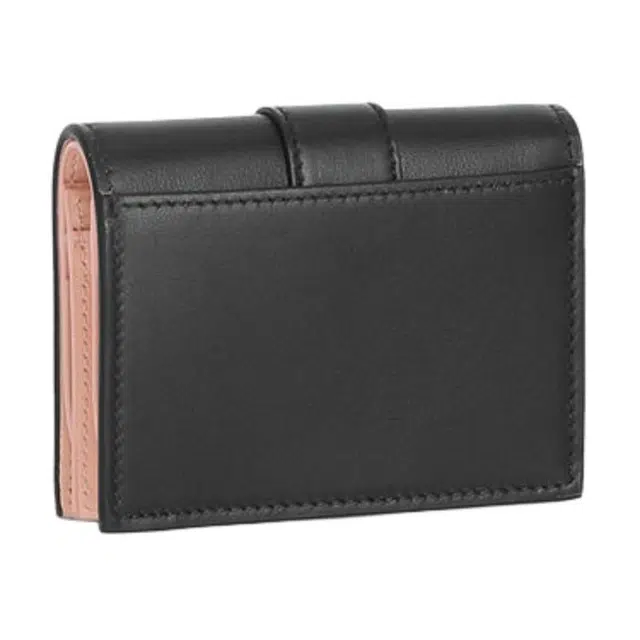 FERRAGAMO