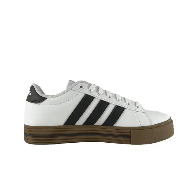 adidas Daily 4.0