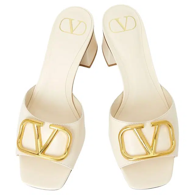 Valentino VLogo Signature