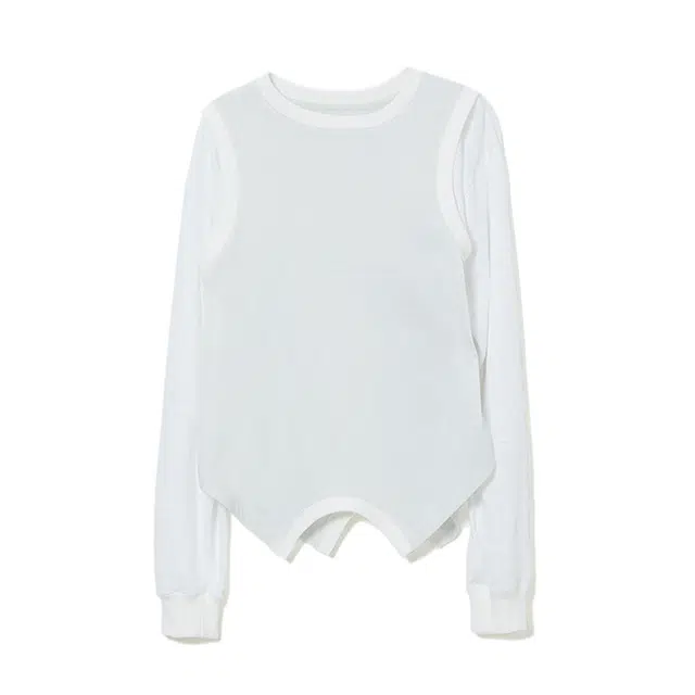 THE MUSEUM VISITOR T