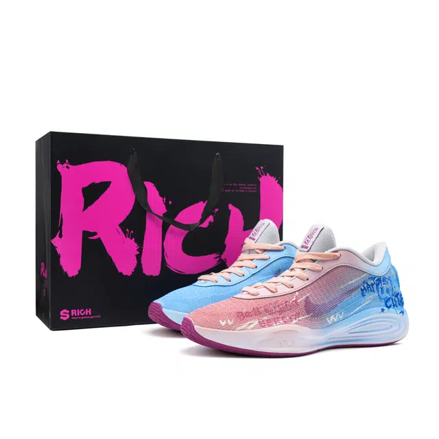 Nike GT Hustle Academy