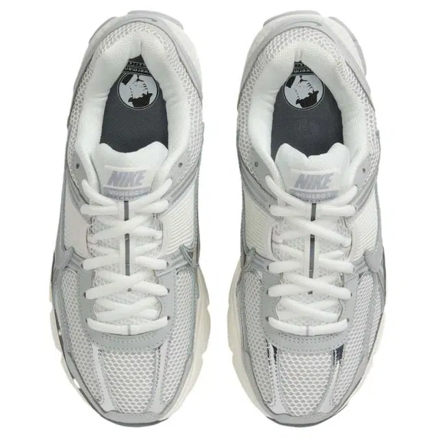 Nike Zoom Vomero 5 White Silver