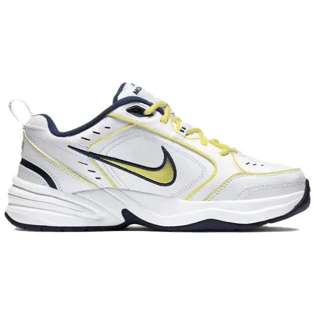 Nike Air Monarch 4
