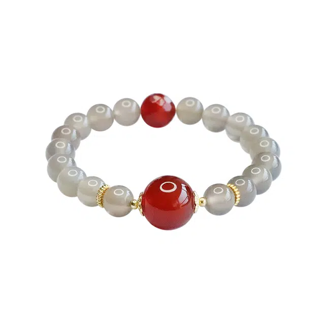 周百福 鸿运当头 红玛瑙 精致显白红色新中式国潮#好运 大气百搭款本命年平安顺遂轻奢质感天然 玉髓 手串 男女同款情侣款