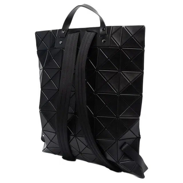 ISSEY MIYAKE Lucent Flatpack