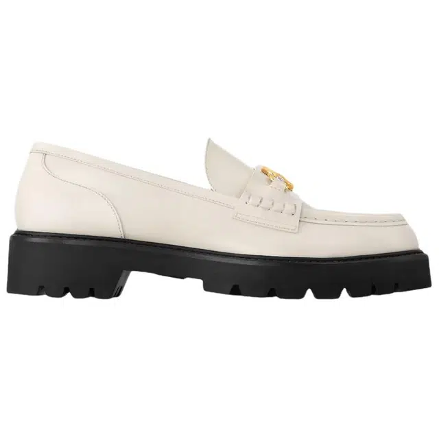 LOUIS VUITTON District