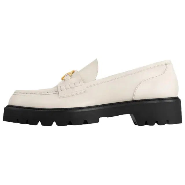 LOUIS VUITTON District