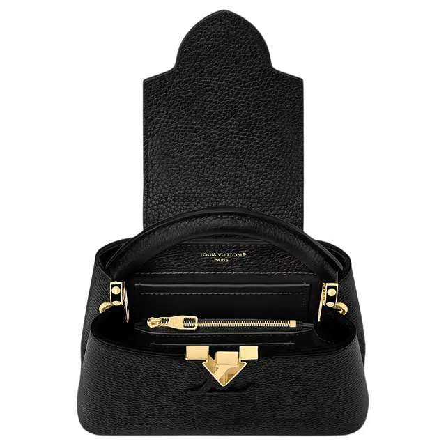 LOUIS VUITTON Capucines Taurillon