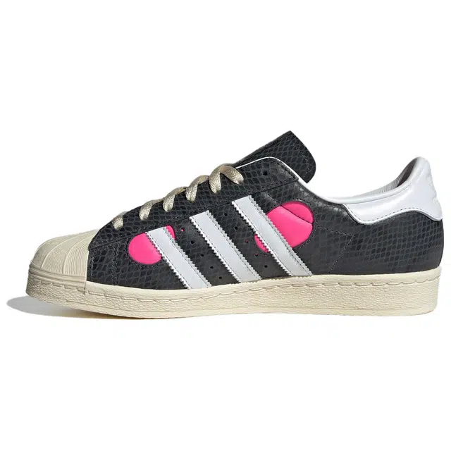 adidas originals Face Superstar 82
