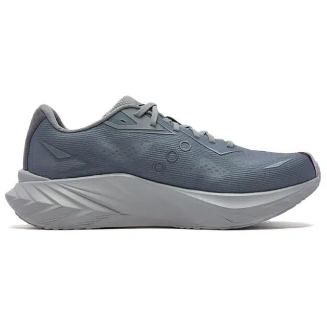 Saucony SLAY 3