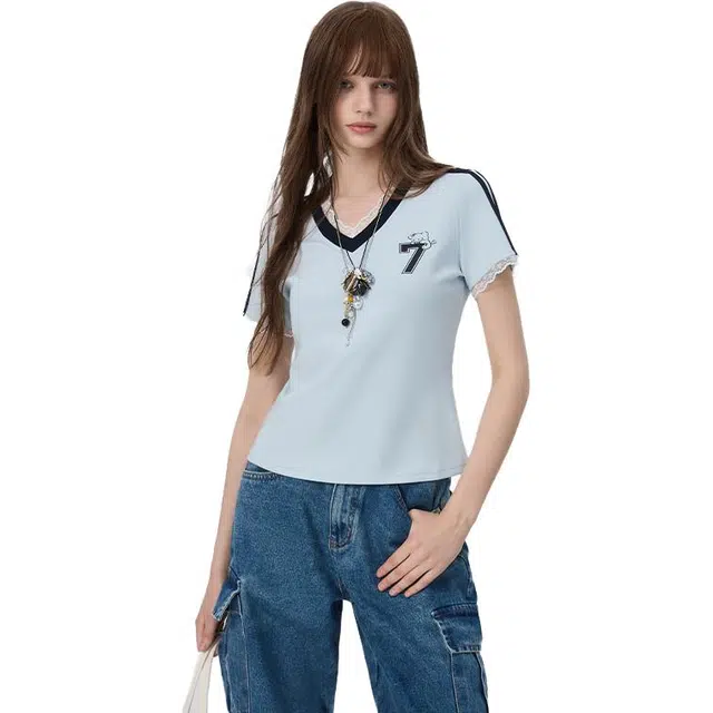 FOREVER 21 V T