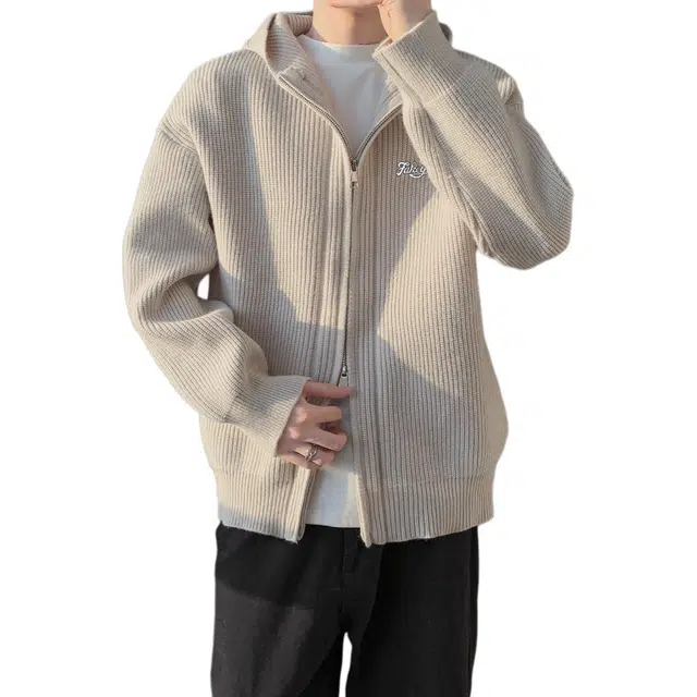 Fakeyoung cleanfitlogochic