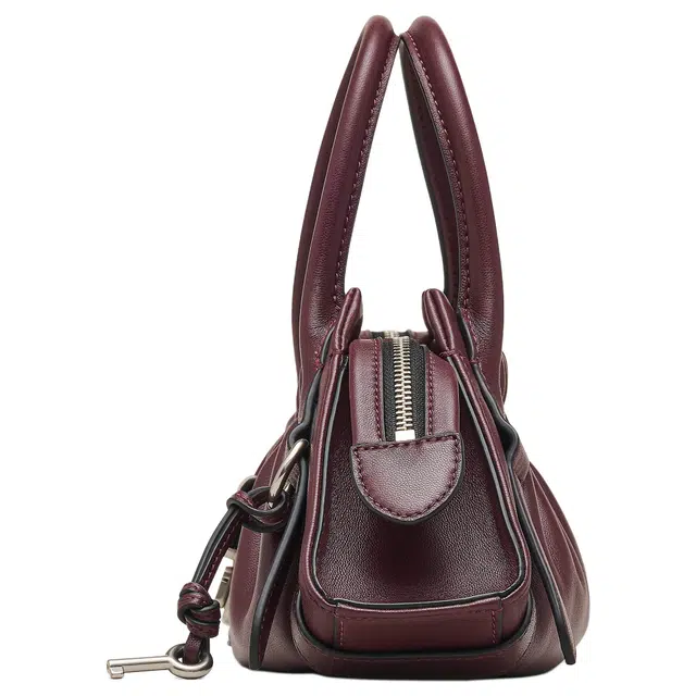 MARC JACOBS Cristina