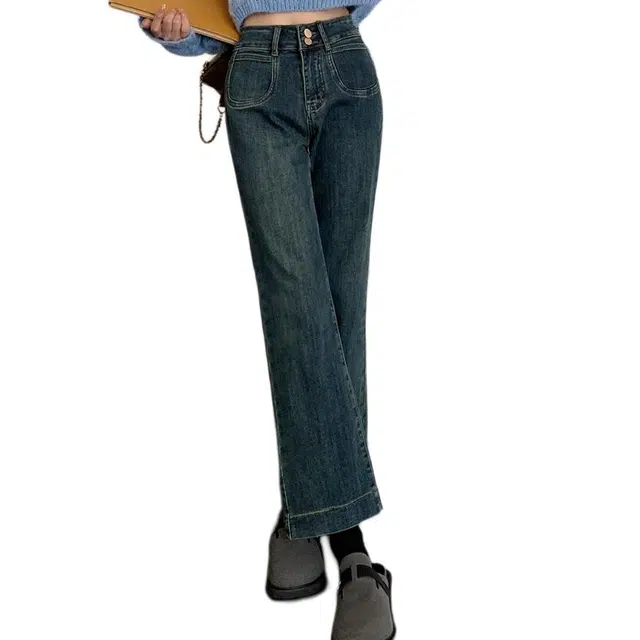 黛尔佳人 设计感微喇叭九分简约舒适牛仔裤 女款