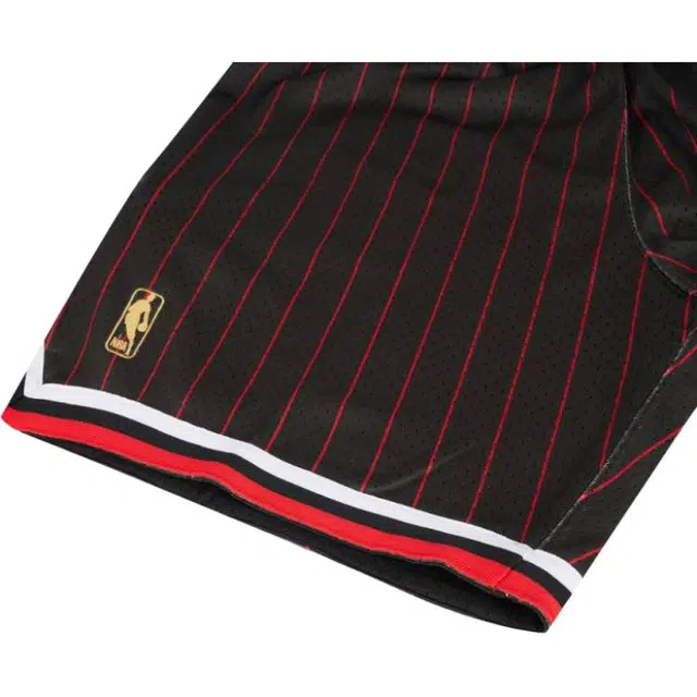 Mitchell Ness SS22 96-97 AU