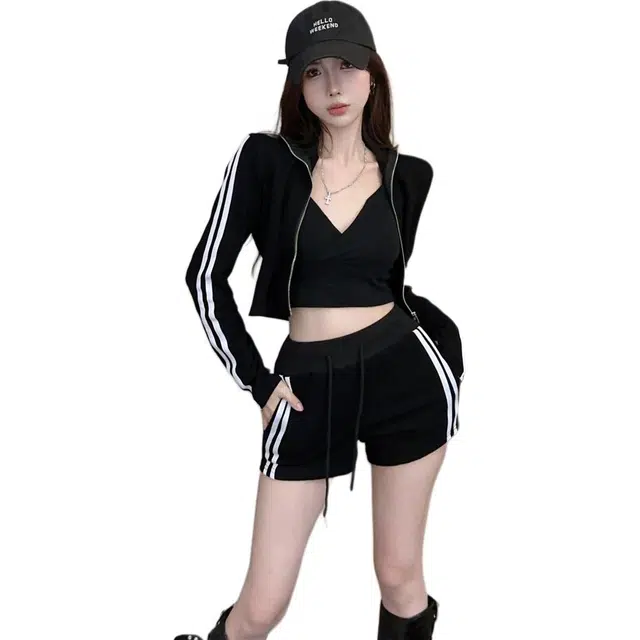 沐晓欣 纯欲风时尚小外套百搭简约短裤休闲套装 女款