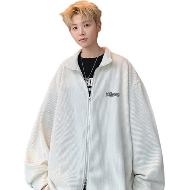 Fakeyoung