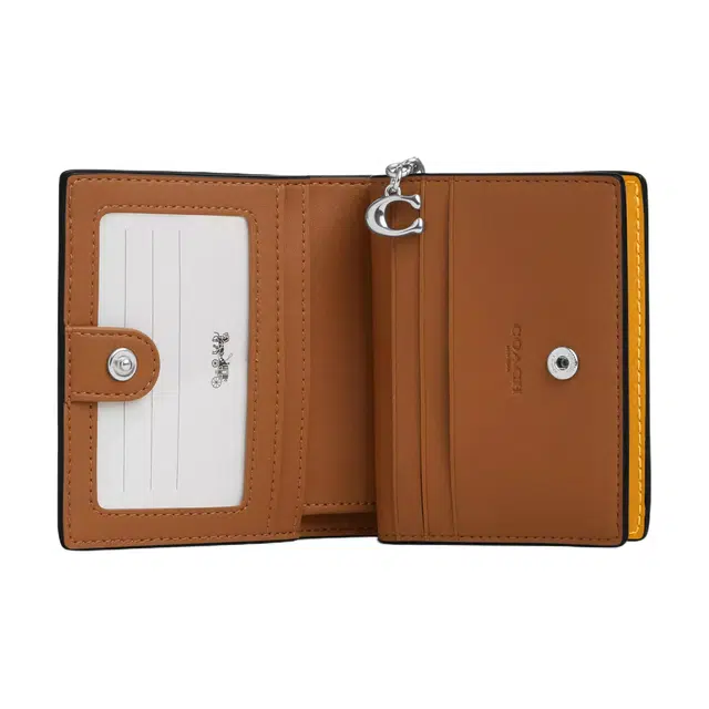 COACH Snap Wallet 10