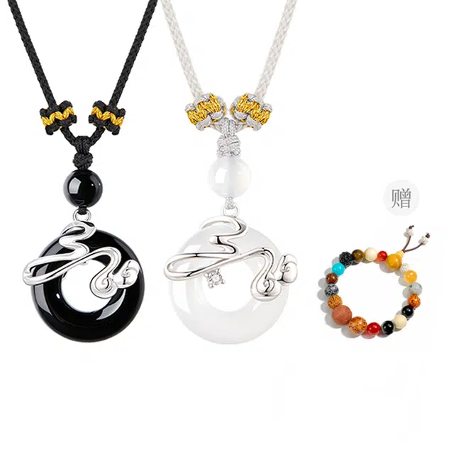 中国黄金 珍·尚银 祥云平安扣吊坠 吉祥如意 新中式 国潮 小众轻奢设计锁骨链 圣诞跨年送礼 礼盒 玉髓 项链 男女同款情侣款