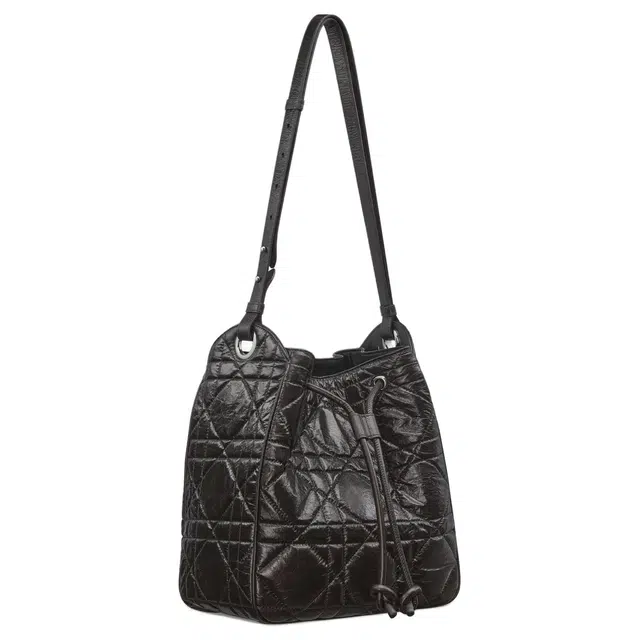 DIOR D-Motion