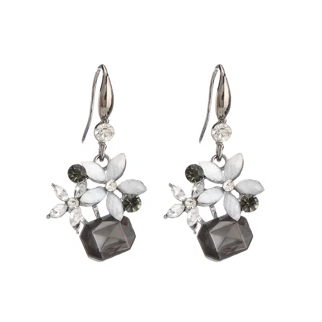 清脆小溪 创意 水晶花朵耳饰立体高级感轻奢水墨风搭配气质优雅#好运 合金 耳环 女款