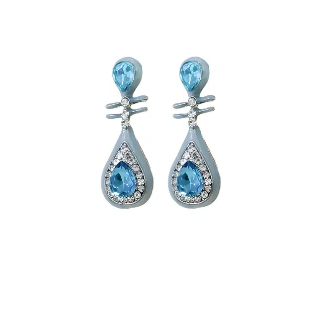 清脆小溪 新中式 琵琶水滴耳饰创意设计搭配气质优雅轻奢风百搭潮酷 合金 耳环 女款