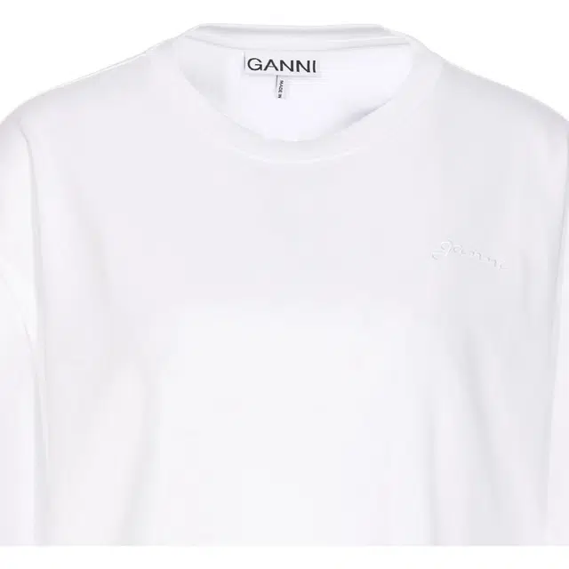 GANNI T
