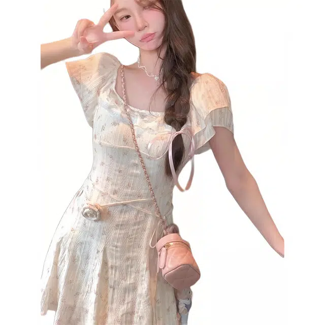 黛尔佳人 原版面料法式学院风甜美碎花方口领裙绝美气质短裙短袖连衣裙 女款