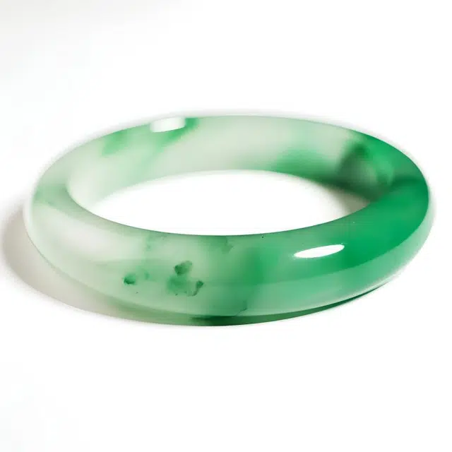 七小匠 古典雅韵 轻奢小众 新中式 温婉大气 国潮国风 汉服旗袍穿搭#好运天然 非洲翠 手镯 女款