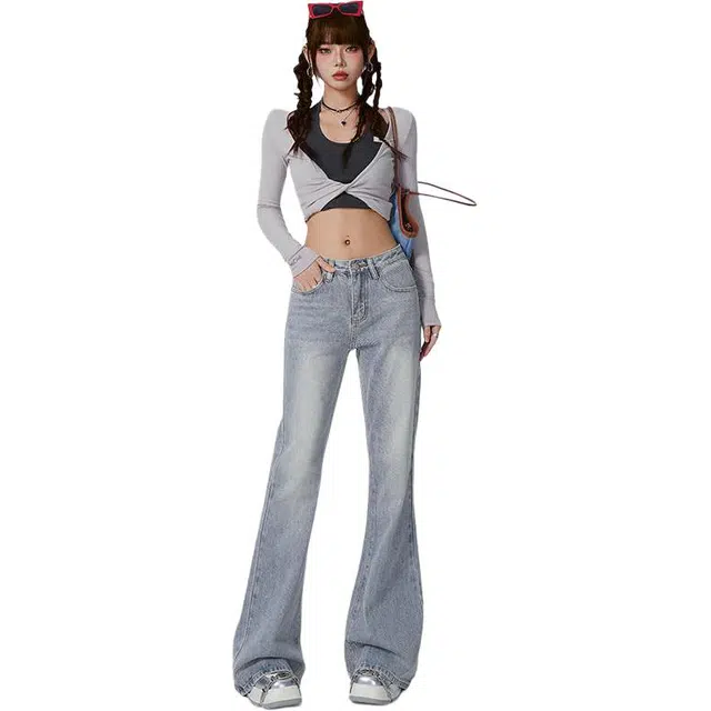 拾籍 复古风格辣妹低腰显瘦不贴腿拖地设计显腿长喇叭牛仔裤 女款