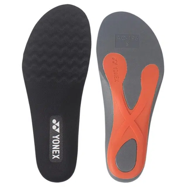 YONEX