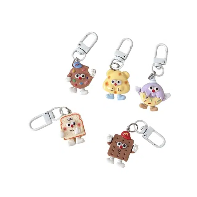 亿嘉爱 仿真曲奇钥匙扣趣味食玩挂件奶酪饼干造型配饰 潮流可爱 创意整蛊玩具
