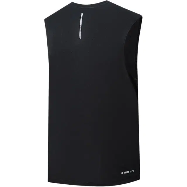 鸿星尔克 跑步系列 休闲简约运动圆领套头舒适百搭背心 男款