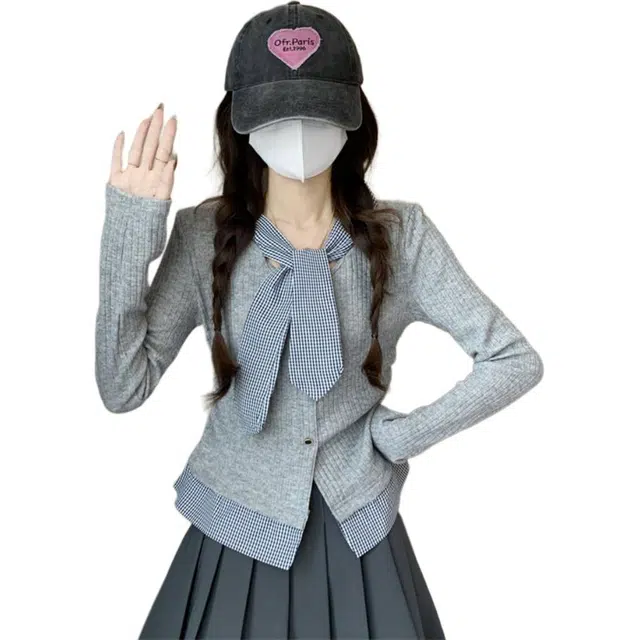 木清清  学院风 撞色 格子 拼接 假两件 针织衫女 春秋 小个子 修身 收腰 显瘦上衣卫衣 女款