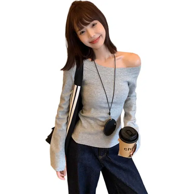 MUCCHIC T