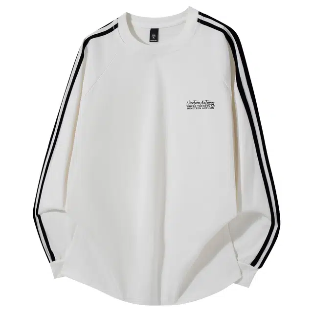 NINETEEN AUTUMN logoT