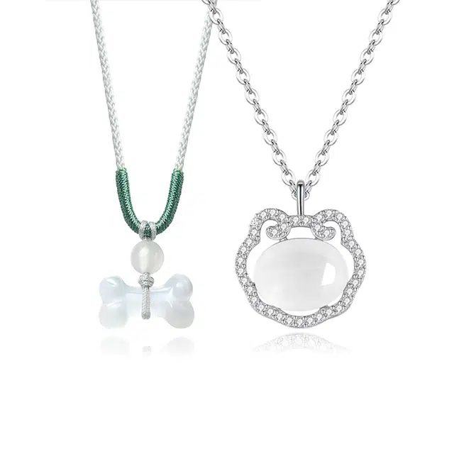 【告白专属】 周大生 平安顺遂长命锁平安锁 新中式吃定你了小骨头国风 平安如意贵气感#好运天然 玉髓 项链 男女同款情侣款