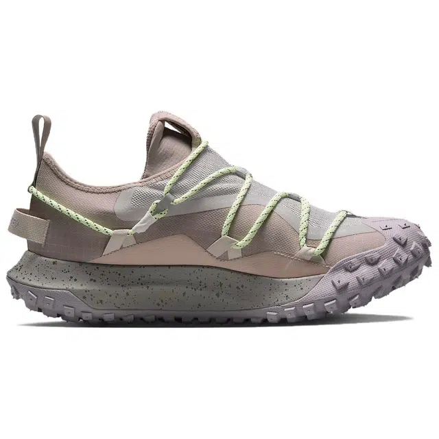Nike ACG Mountain Fly