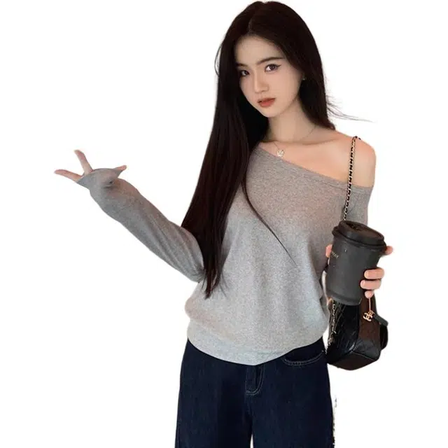 MUCCHIC 2025 T