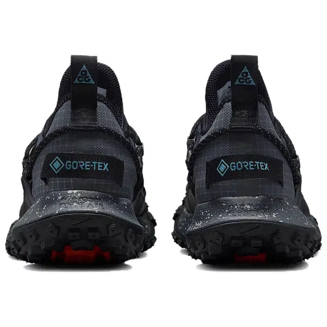 Nike ACG Mountain Fly