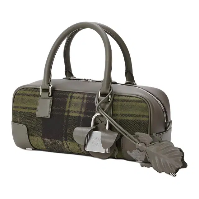 LOEWE Amazona 23 Cropped