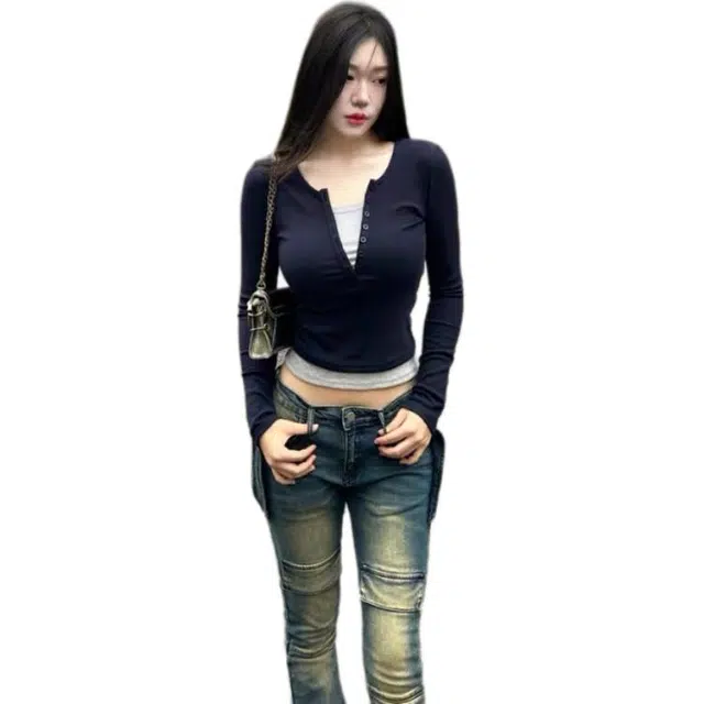 MUCCHIC V T