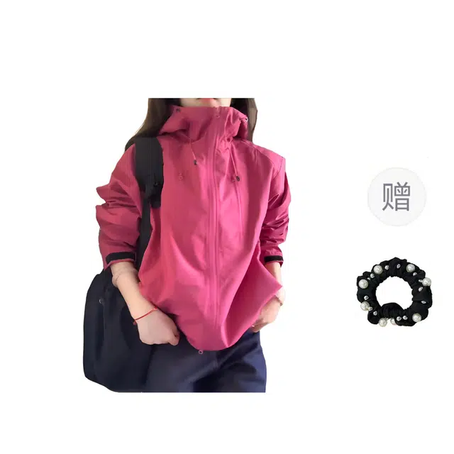 雾闪闪 外套亮色登山服多巴胺穿搭 风衣 女款