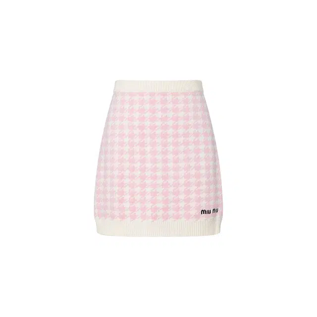 MIU MIU FW22 Logo