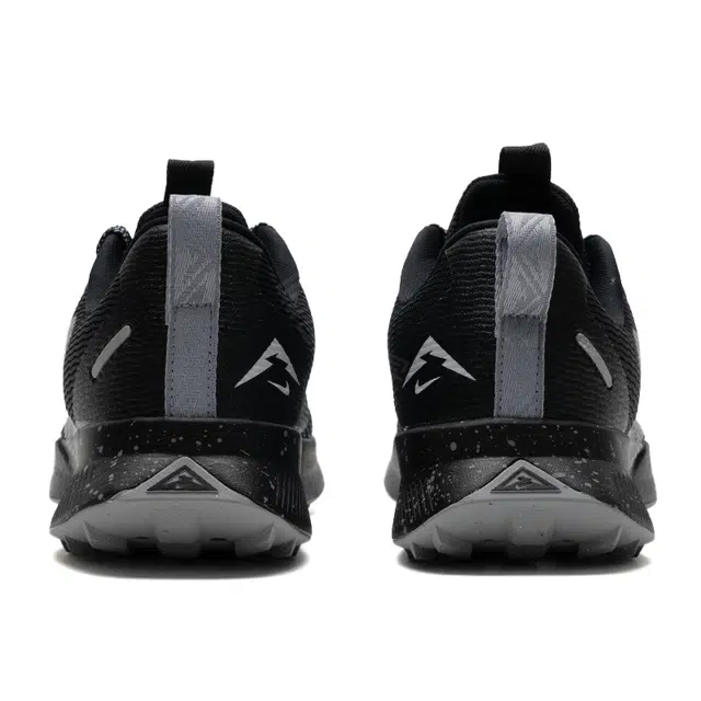 Nike Juniper Trail 3