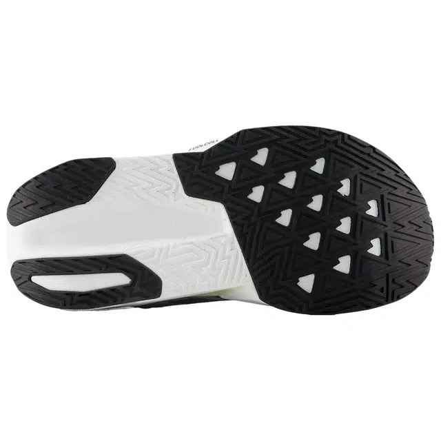 New Balance FuelCell Rebel v5